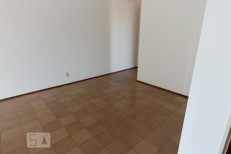 Sala de apartamento para alugar com 1 quarto, 45m² em Centro, Ribeirão Preto
