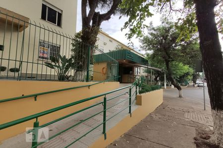 Apartamento para alugar com 42m², 2 quartos e 1 vagaFachada do Condomínio