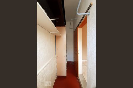 Apartamento à venda com 80m², 2 quartos e 2 vagasCloset do quarto 2