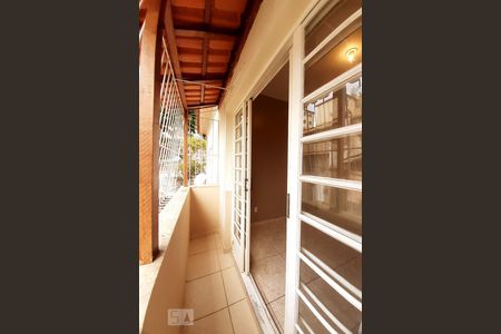 Apartamento à venda com 80m², 2 quartos e 2 vagasVaranda do Quarto