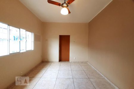 Apartamento à venda com 80m², 2 quartos e 2 vagasQuarto 2