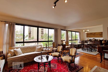 Sala de casa à venda com 4 quartos, 430m² em Vila Morumbi, São Paulo