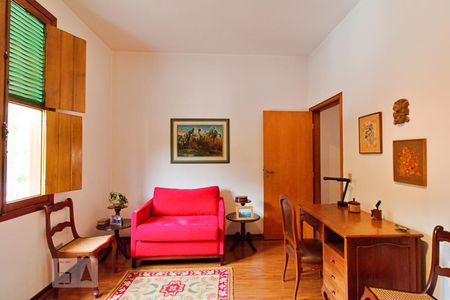 Casa à venda com 430m², 4 quartos e 5 vagasSuíte 1