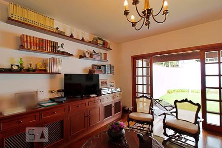 Sala Intima de casa à venda com 4 quartos, 430m² em Vila Morumbi, São Paulo