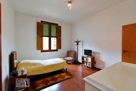 Casa à venda com 430m², 4 quartos e 5 vagasSuíte 4