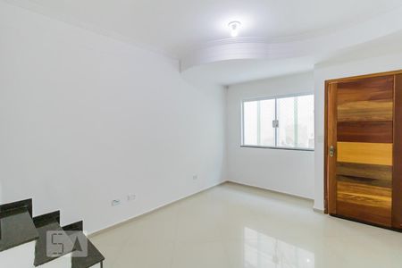 Sala de casa de condomínio para alugar com 2 quartos, 75m² em Vila Buenos Aires, São Paulo