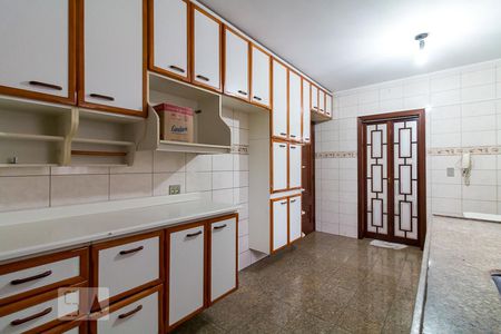 Apartamento à venda com 165m², 4 quartos e 3 vagasCozinha