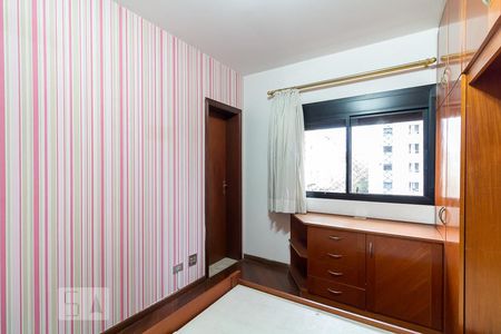 Apartamento à venda com 165m², 4 quartos e 3 vagasQuarto 2 suíte