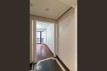 Entrada do apartamento de apartamento para alugar com 4 quartos, 165m² em Camargos, Guarulhos