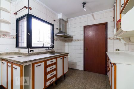 Apartamento à venda com 165m², 4 quartos e 3 vagasCozinha
