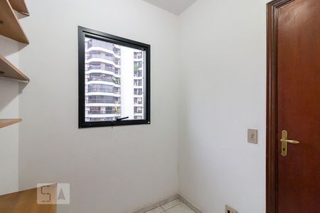 Apartamento à venda com 165m², 4 quartos e 3 vagasQuarto de serviço