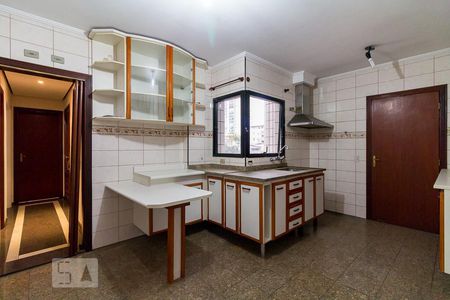 Apartamento à venda com 165m², 4 quartos e 3 vagasCozinha