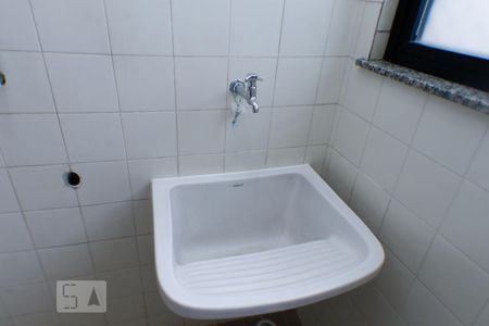 Apartamento à venda com 70m², 2 quartos e 1 vagaÁrea de Serviço