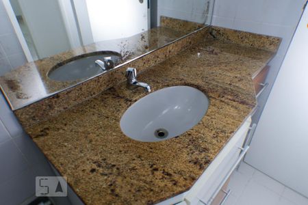 Apartamento à venda com 70m², 2 quartos e 1 vagaBanheiro