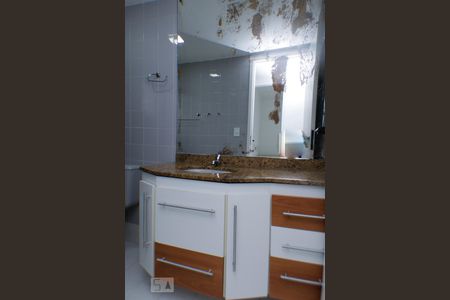 Apartamento à venda com 70m², 2 quartos e 1 vagaBanheiro