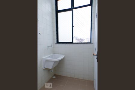 Apartamento à venda com 70m², 2 quartos e 1 vagaÁrea de Serviço