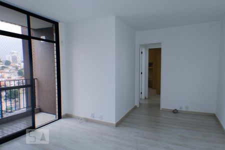 Sala de apartamento à venda com 2 quartos, 70m² em Icaraí, Niterói