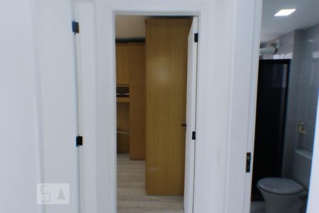 Corredor de apartamento à venda com 2 quartos, 70m² em Icaraí, Niterói