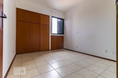 Quarto de apartamento à venda com 1 quarto, 57m² em Centro, Campinas