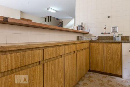 Casa à venda com 300m², 3 quartos e 2 vagas Casa à venda com 300m², 3 quartos e 2 vagasCozinha do Salão de Festas