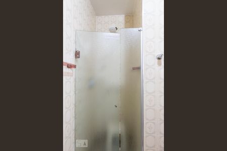 Casa à venda com 300m², 3 quartos e 2 vagas Casa à venda com 300m², 3 quartos e 2 vagasBanheiro Social