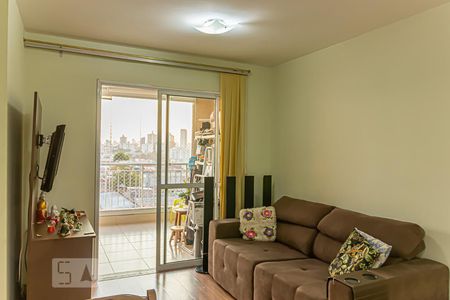 Sala de Apartamento com 3 quartos, 69m² Vila das Mercês