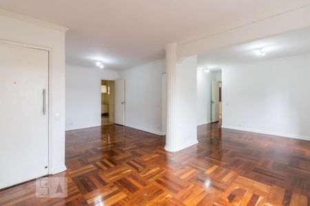 Apartamento para alugar com 105m², 2 quartos e 1 vagaSala