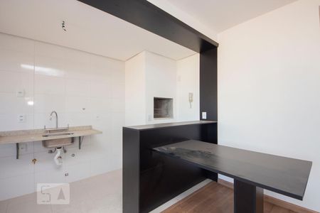 Apartamento à venda com 51m², 1 quarto e 1 vagaCozinha com churrasqueira