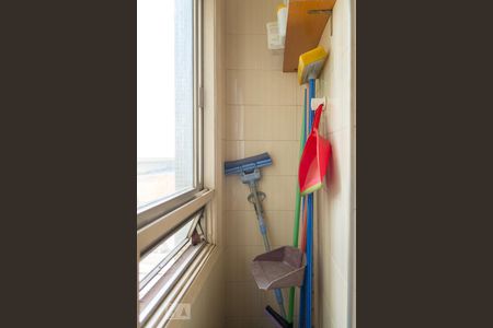 Apartamento à venda com 68m², 3 quartos e 1 vagaÁrea de Serviço