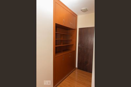 Sala de apartamento para alugar com 2 quartos, 80m² em Serra, Belo Horizonte