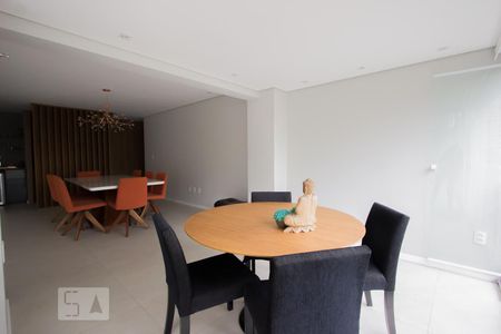 Sala de apartamento à venda com 3 quartos, 238m² em Vila Suzana, São Paulo