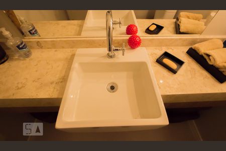 Apartamento à venda com 238m², 3 quartos e 4 vagasBanheiro