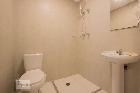 Apartamento à venda com 238m², 3 quartos e 4 vagasBanheiro de Serviço