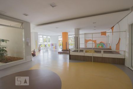 Apartamento à venda com 238m², 3 quartos e 4 vagasÁrea comum - Brinquedoteca