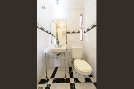 Apartamento à venda com 60m², 2 quartos e 1 vaga Apartamento à venda com 60m², 2 quartos e 1 vagaBanheiro Social