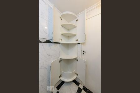 Apartamento à venda com 60m², 2 quartos e 1 vaga Apartamento à venda com 60m², 2 quartos e 1 vagaBanheiro Social