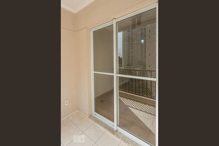 Varanda da Sala de apartamento para alugar com 2 quartos, 57m² em Umuarama, Osasco