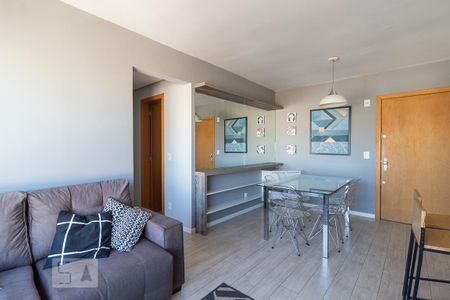 Sala de apartamento para alugar com 2 quartos, 65m² em Passo da Areia, Porto Alegre