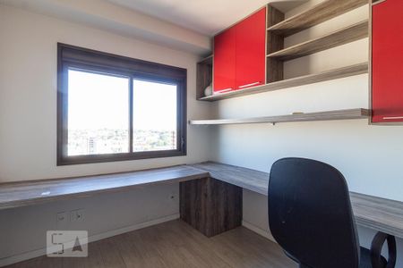 Quarto 1 de apartamento para alugar com 2 quartos, 65m² em Passo da Areia, Porto Alegre