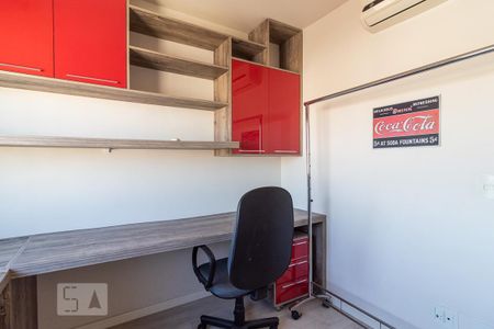 Quarto 1 de apartamento para alugar com 2 quartos, 65m² em Passo da Areia, Porto Alegre