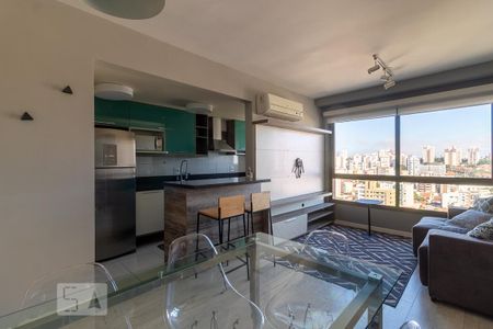 Sala de apartamento para alugar com 2 quartos, 65m² em Passo da Areia, Porto Alegre