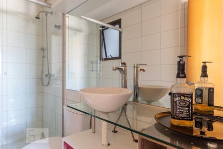 Apartamento para alugar com 65m², 2 quartos e 1 vaga Apartamento para alugar com 65m², 2 quartos e 1 vagaBanheiro Social