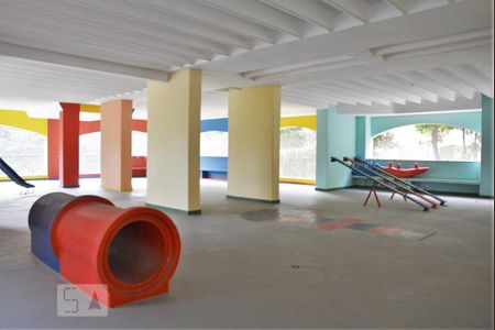 Apartamento para alugar com 57m², 2 quartos e 1 vagaÁrea Comum - Playground