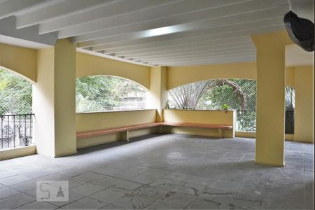 Apartamento para alugar com 57m², 2 quartos e 1 vagaÁrea comum - Salão de festas