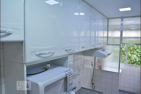 Apartamento para alugar com 57m², 2 quartos e 1 vagaCozinha