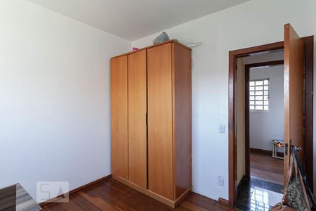 Quarto 1  de apartamento para alugar com 3 quartos, 68m² em Concórdia, Belo Horizonte