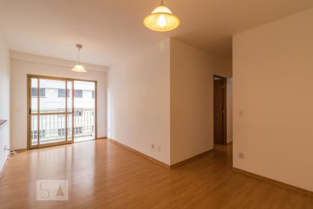 Sala de apartamento para alugar com 3 quartos, 80m² em Alphaville Industrial, Barueri