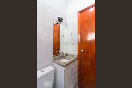 Casa à venda com 154m², 3 quartos e 2 vagasBanheiro quarto 3 suíte