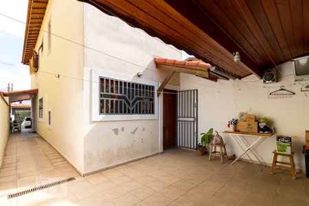 Casa à venda com 154m², 3 quartos e 2 vagasÁrea de serviço