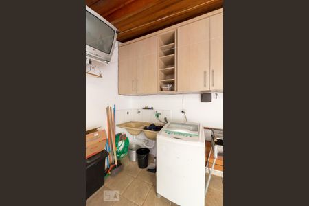 Casa à venda com 154m², 3 quartos e 2 vagasÁrea de serviço - detalhe